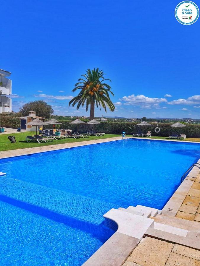 Solar Dos Vilarinhos - By Bedzy Albufeira Eksteriør bilde